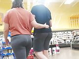 Round Booty PAWG VPL thin grey leggings