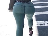 Candid Ass Walking . Yoga Leggings