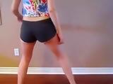 White Girl Twerk and Hip Roll (Booty Wurk)