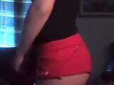 White girl Twerk attempt! Check it out!