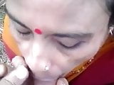 indian bhabhi sucking